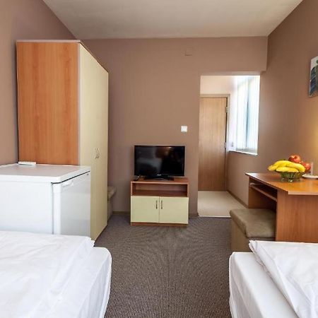 Panorama Top Floor Rooms In Hotel Tundzha Yambol Extérieur photo