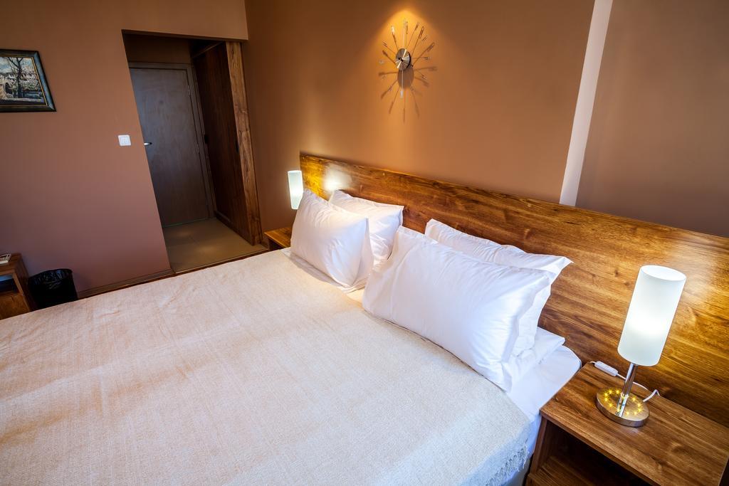 Panorama Top Floor Rooms In Hotel Tundzha Yambol Extérieur photo