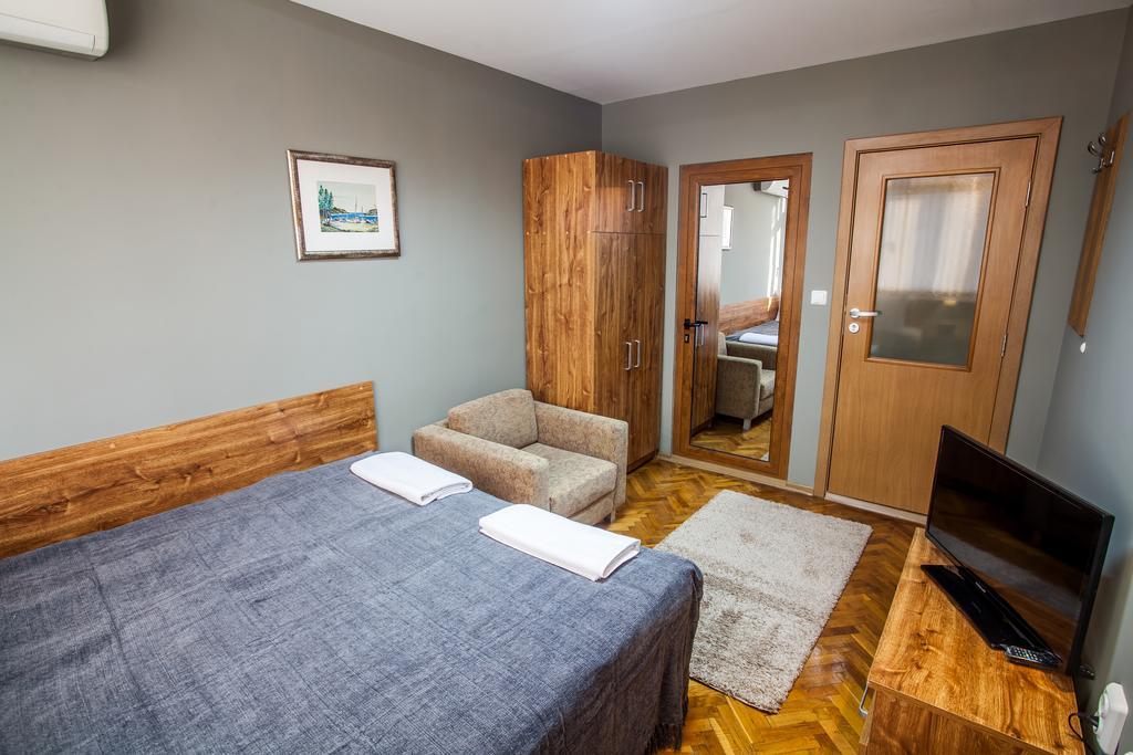 Panorama Top Floor Rooms In Hotel Tundzha Yambol Extérieur photo